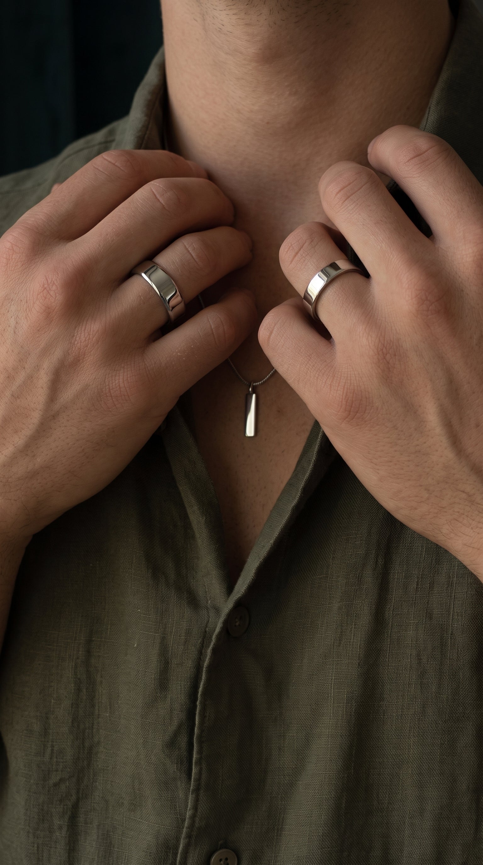 Stainless  Polished - Silver