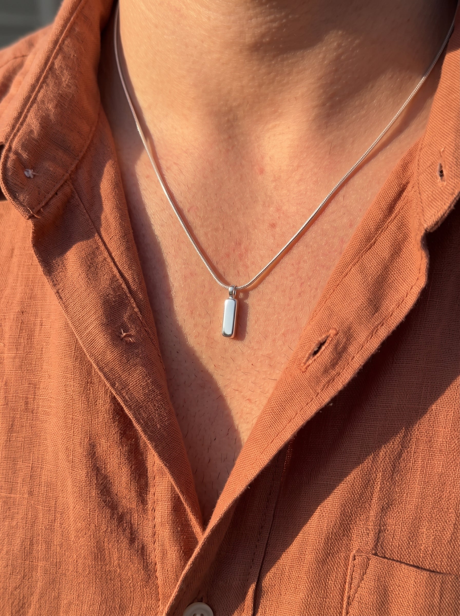 Snake Bar Pendant | Silver