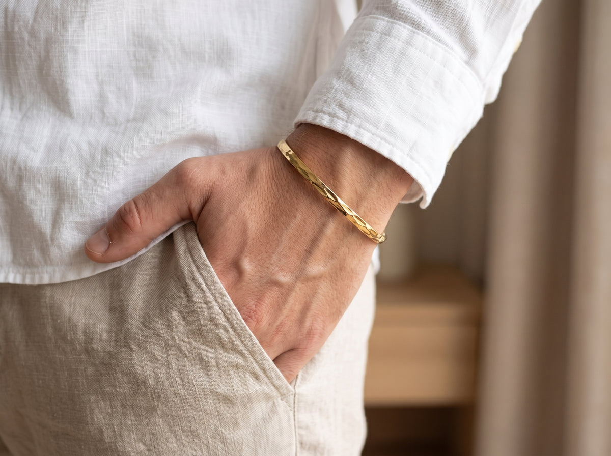 Polished C-Cuff | Gold