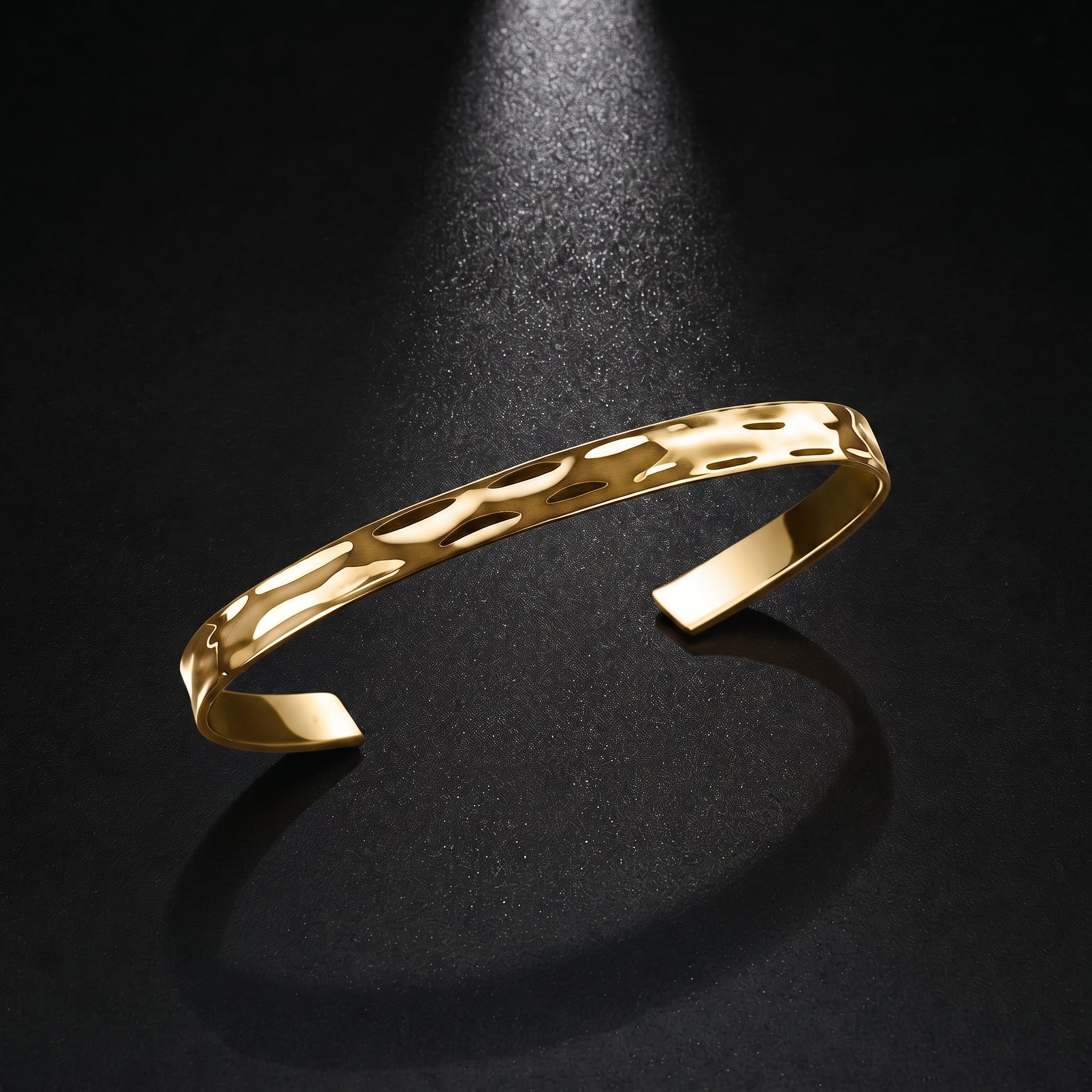 Polished C-Cuff | Gold