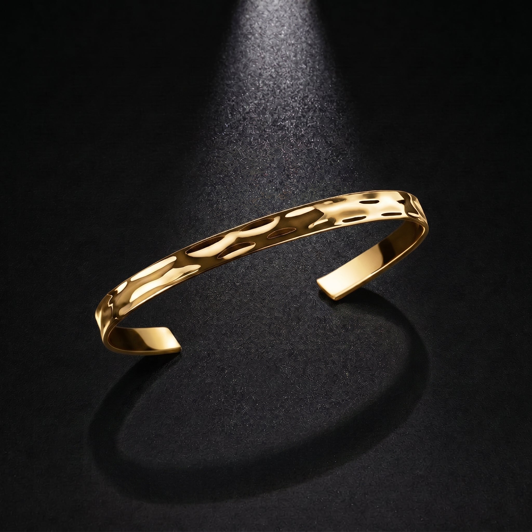 Polished C-Cuff | Gold