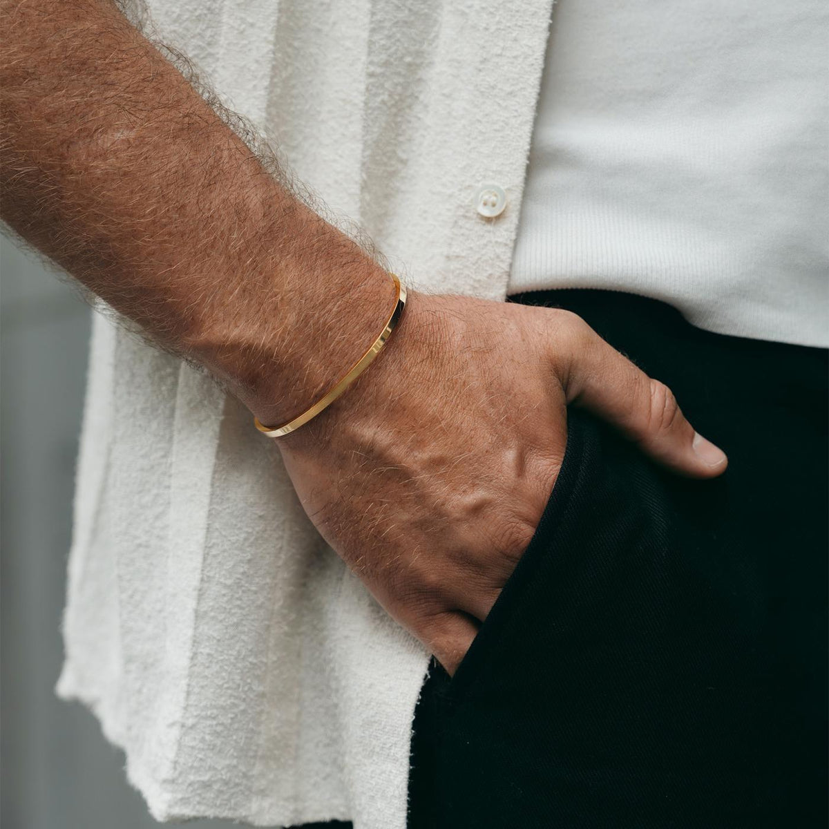 Signature C-cuff | Gold